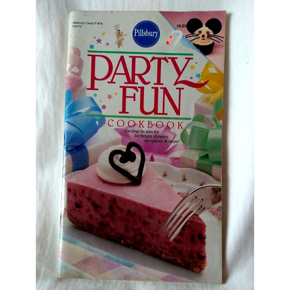 Pillsbury Party Fun 1987 Vtg Cookbook‎ Booklet